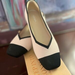 Vivaia Margot 2.0 shoes in black/beige